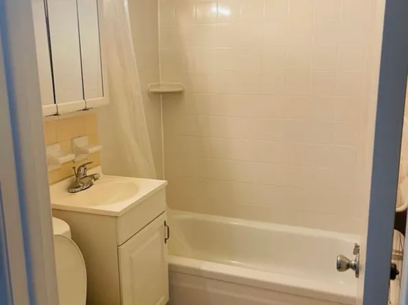 830 Providence Rd #C309, Clifton Heights, PA 19018