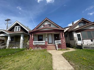 1808 W Keefe Ave, Milwaukee, WI 53206