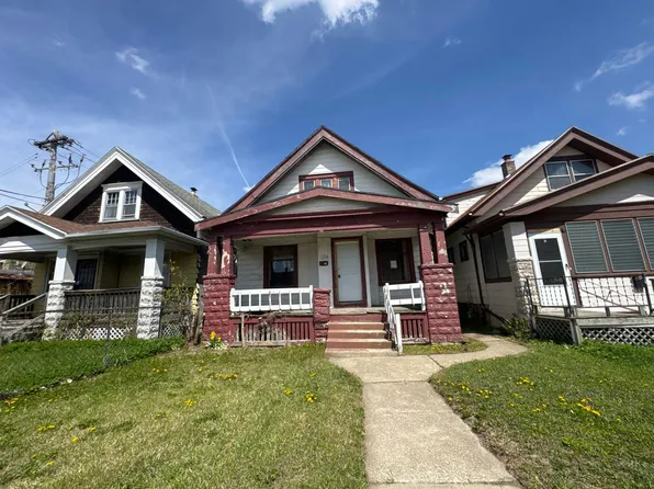 1808 W Keefe Ave, Milwaukee, WI 53206