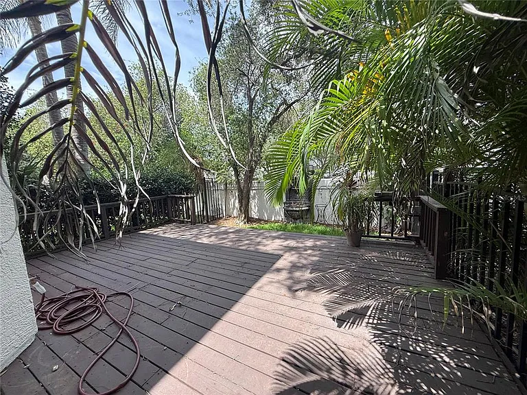 1195 Shipwatch Cir — Photo 14