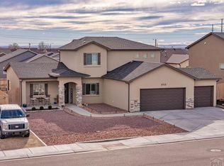 1712 Kingfisher Ln, Pueblo, CO 81008
