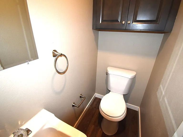 16th Avenue Apartments — Photo 11