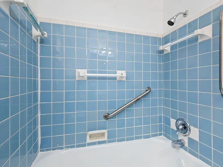 17308 Oak Dr #LOWER — Photo 18