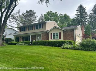 2932 Crestwood Dr, East Lansing, MI 48823