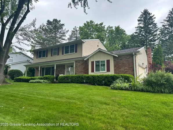2932 Crestwood Dr, East Lansing, MI 48823