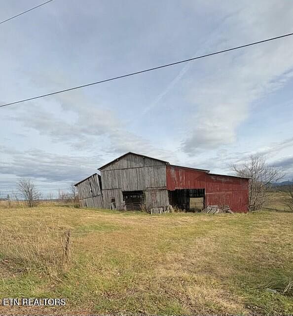 2nd image of 625 Perry Davis Rd