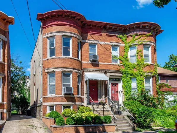 252 Woodlawn Ave, Jersey City, NJ 07305