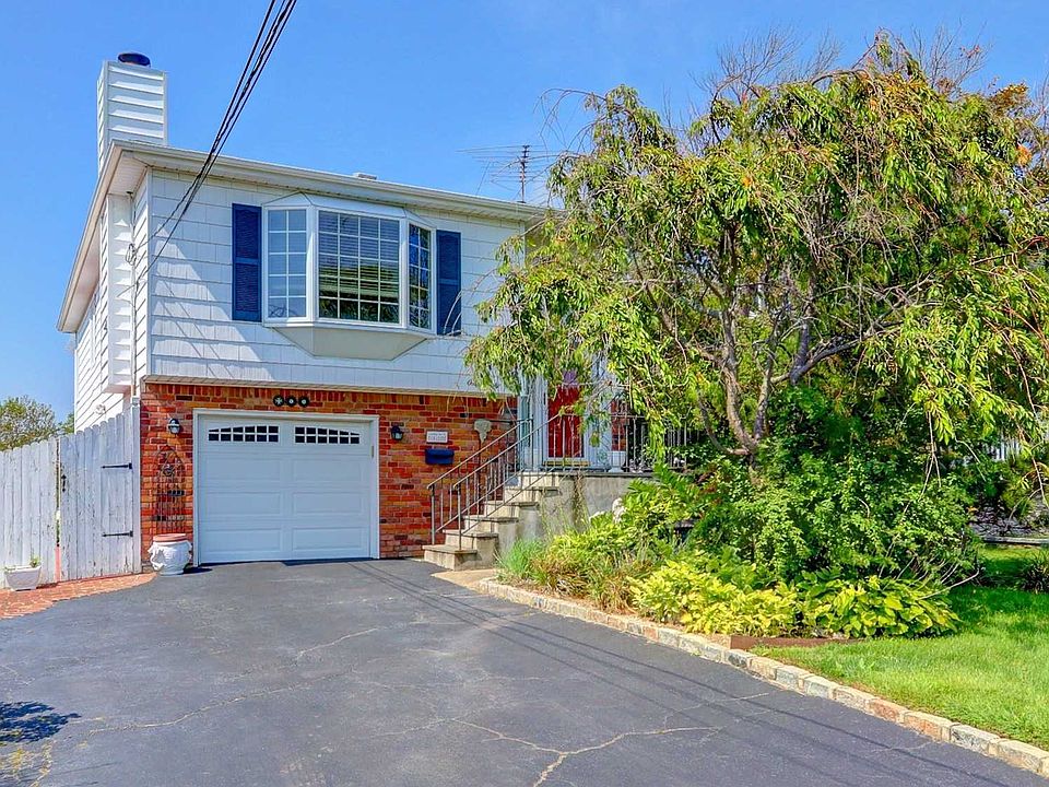 1st image of 136 Sequams Ln E