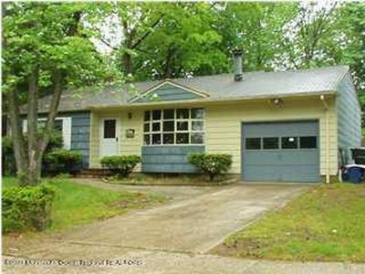 43 Sherwood Drive, Lakewood, NJ, 08701