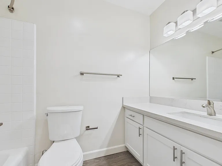 3749 McLaughlin Ave. — Photo 39