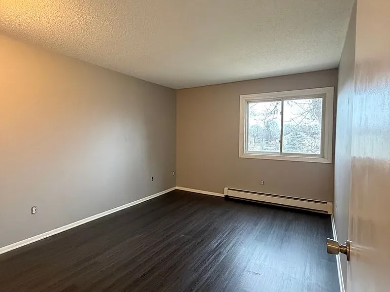 8935 Old Cedar Ave S #202 — Photo 19