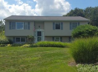 3 Oxford Pl, Washingtonville, NY 10992