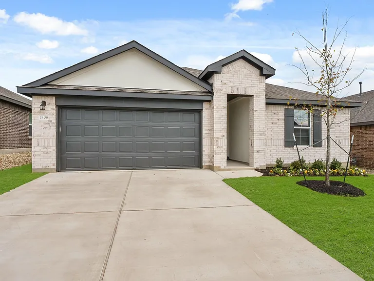 2408 Bronc Buster Way — Photo 2