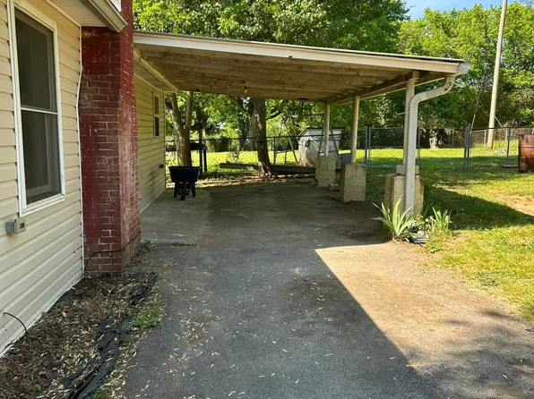 2002 Old Chattanooga Pike SW, Cleveland, TN 37311