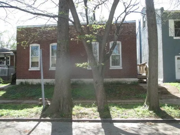 7124 Vermont Ave, Saint Louis, MO 63111