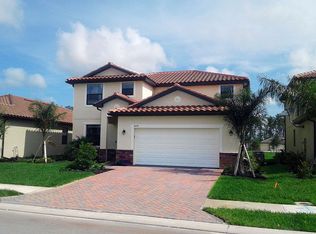 4259 Raffia Palm Cir, Naples, FL 34119