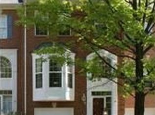 1237 Wild Hawthorn Way, Reston, VA 20194