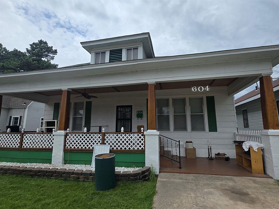 1st image of 604 S 6th St