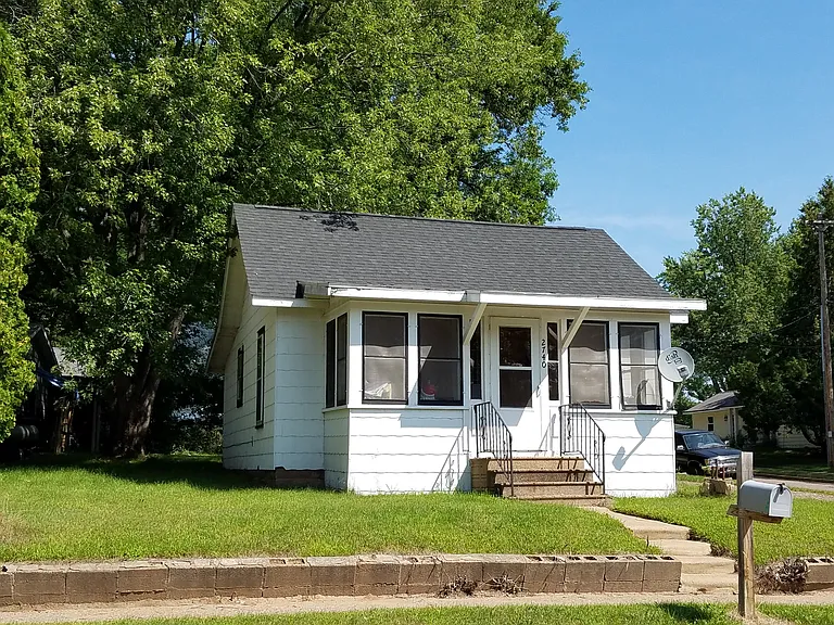 2740 S Slope Ter — Photo 1