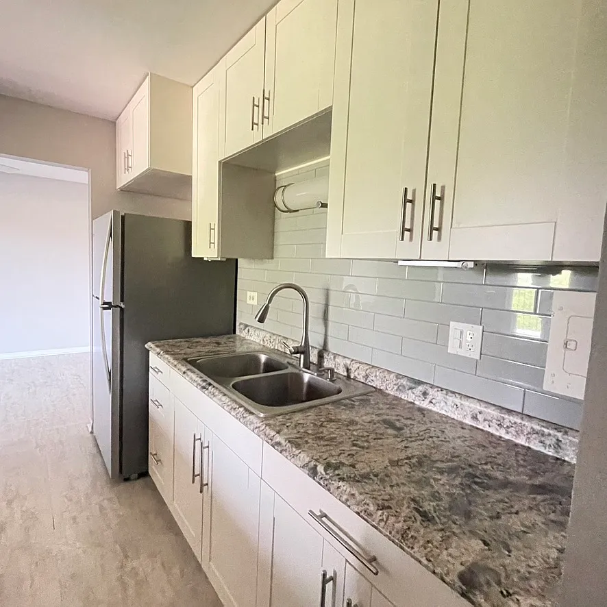 2 bed, 1140 sqft, $1,990 — Photo 3