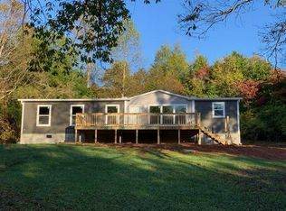4652 Hall Rd, Loudon, TN 37774