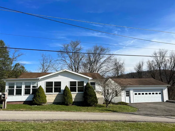 150 Thorn Stop Cir, Clarksburg, WV 26301