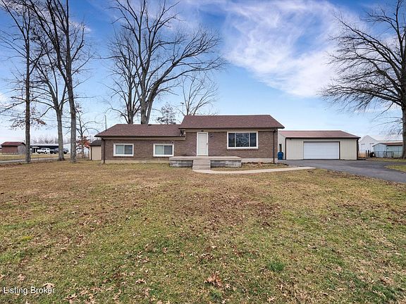 2nd image of 323 Beech Grove Rd