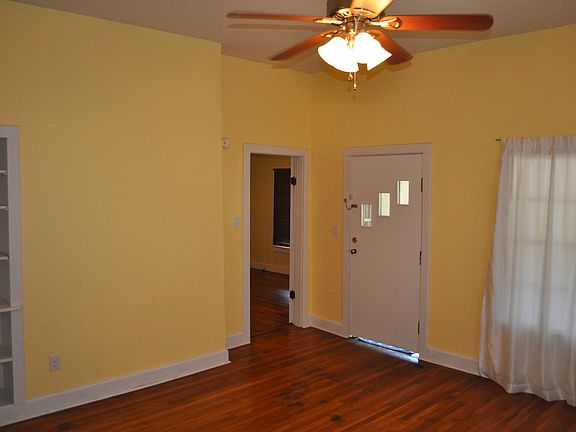 5th image of 108 Oakwood Ave