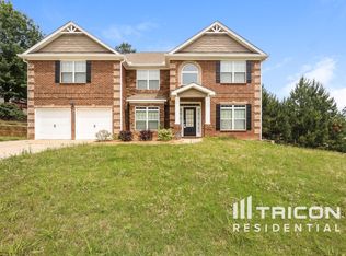 4244 Caveat Ct, Fairburn, GA 30213