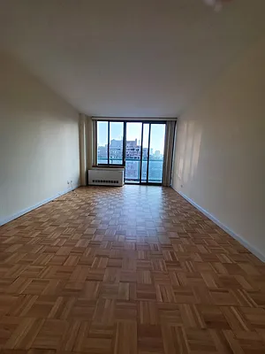 Rented by Luxury Habitat | media 13