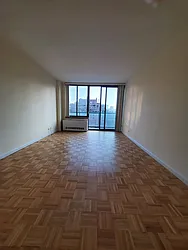 Rented by Luxury Habitat