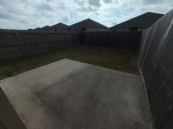 5th image of 3353 Addison Way