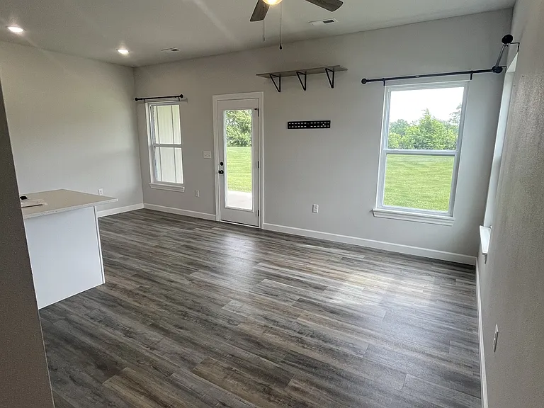 367 SE 70th Rd #B — Photo 8