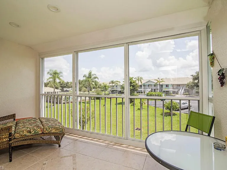 180 Furse Lakes Cir #E8 — Photo 3