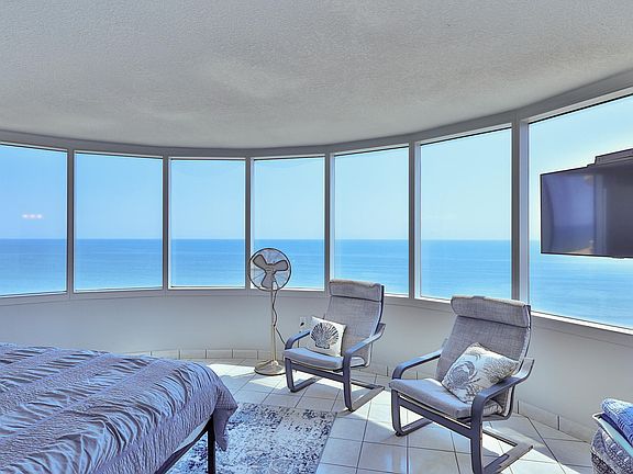 4th image of 2625 S Atlantic Ave APT 15NE