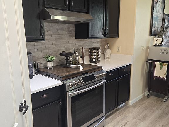 4th image of 1783 N Wild Hyacinth Dr