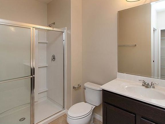 5th image of 168 Tarracina Way