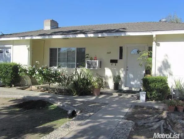 1515 Rouse Ave photo 1