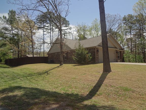3rd image of 1 Burghley Ln