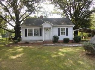 21115 Torrence Chapel Rd, Cornelius, NC 28031