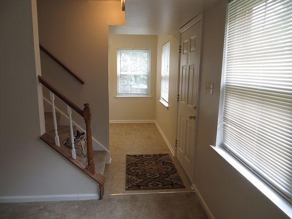 5th image of 9587 Hagel Cir