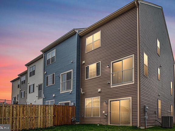 2nd image of 10109 Futbol Ct