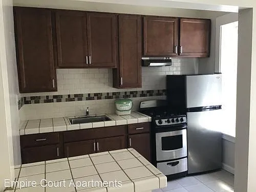 Custom Kitchen with stainless steel appliances!