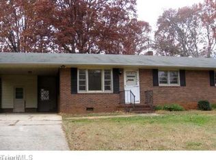 1784 Prescott St, Kernersville, NC 27284