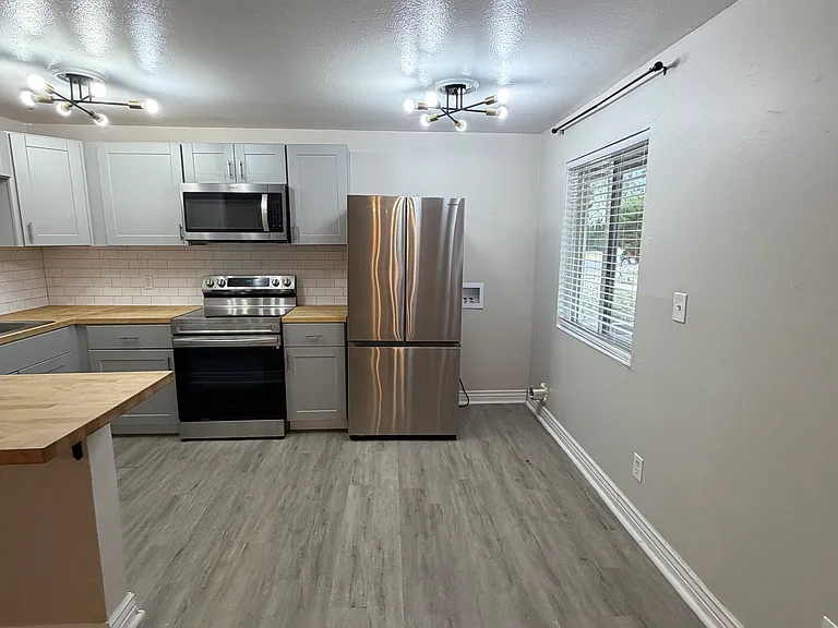 3335 Benton St #5 — Photo 14