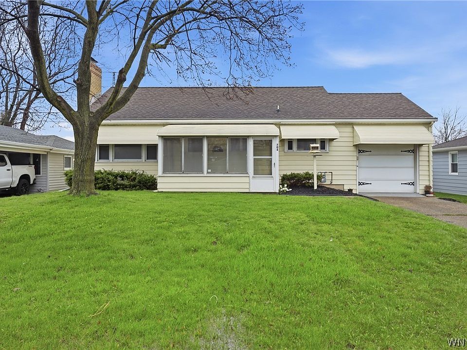 1st image of 704 Wehrle Dr