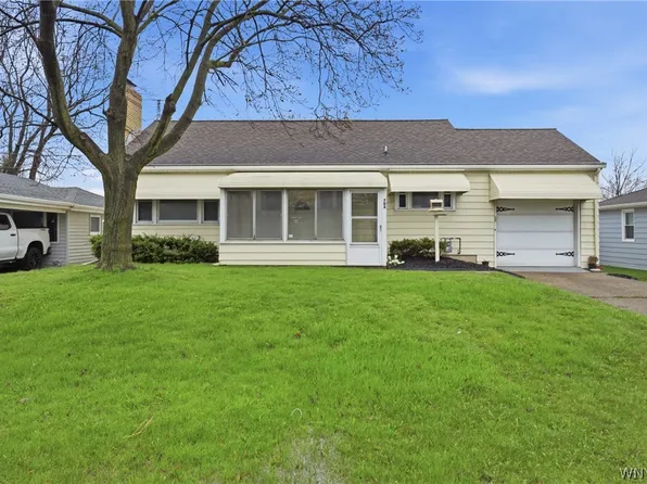 704 Wehrle Dr, Cheektowaga, NY 14225