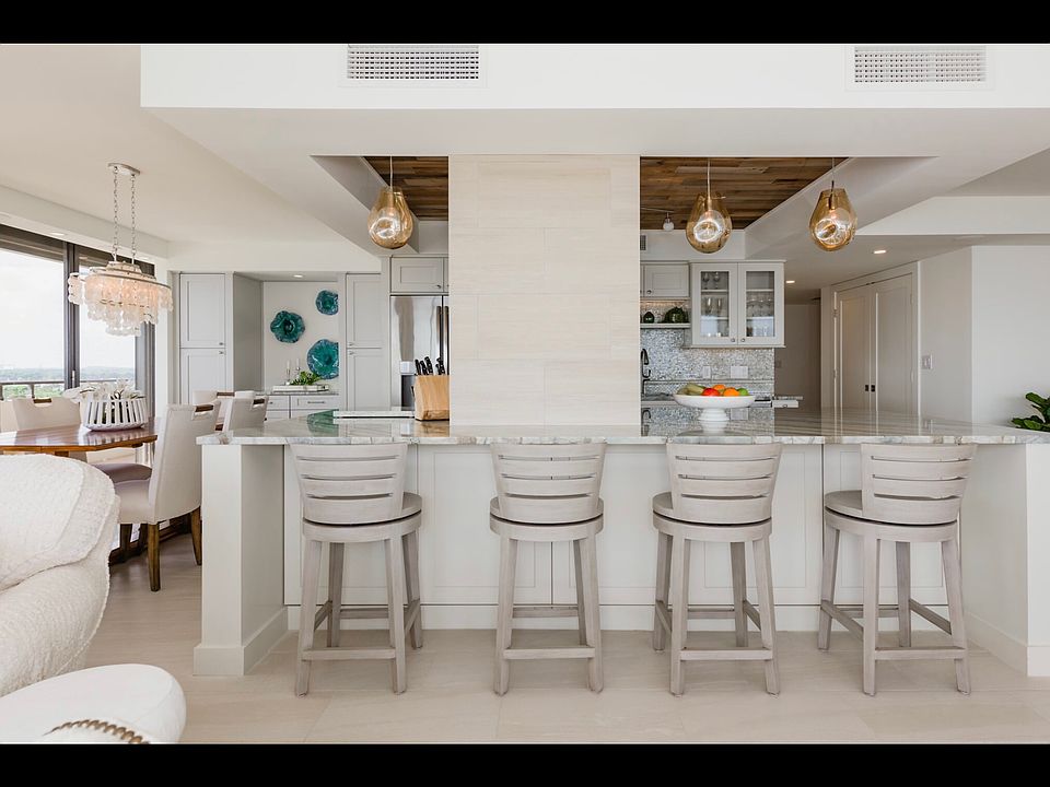 Kitchen Bar