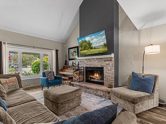 4th image of 1312 Noel COURT
