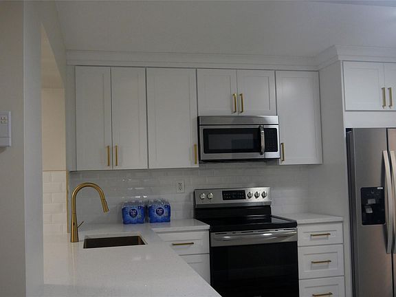 3rd image of 3229 Carambola Circle #23115